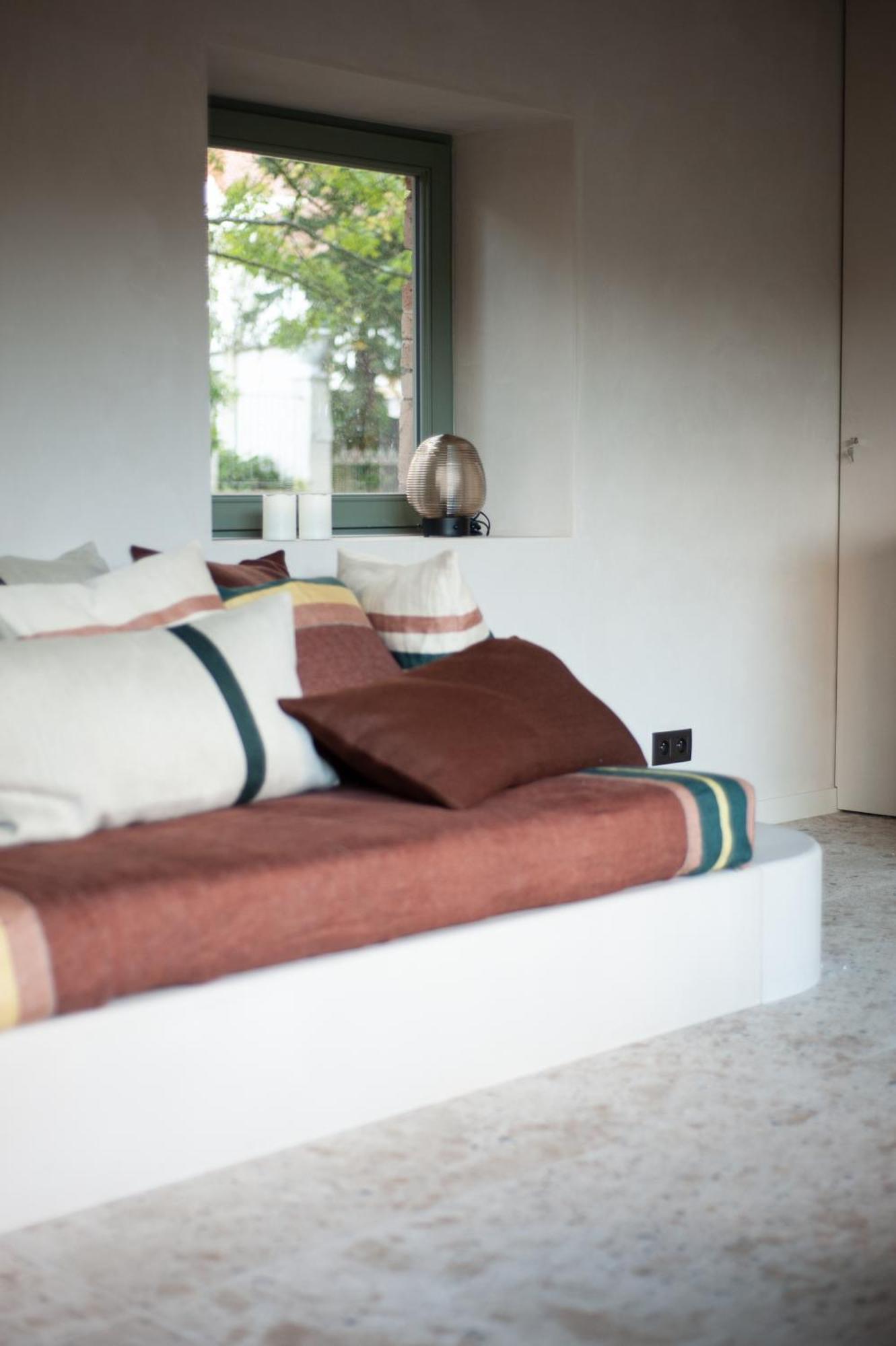 B'Guest Sleep & Retreat Bed & Breakfast บรูจส์ ภายนอก รูปภาพ