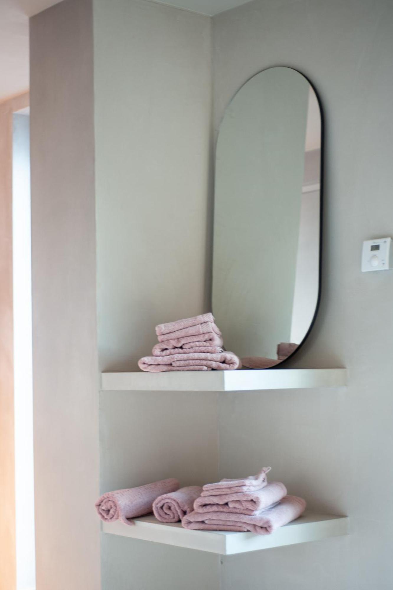 B'Guest Sleep & Retreat Bed & Breakfast บรูจส์ ภายนอก รูปภาพ